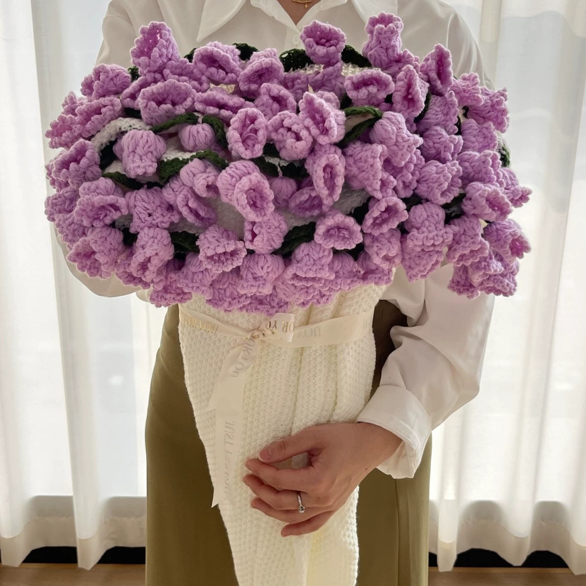 Mila Bouquet Blanket